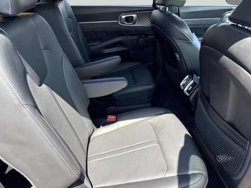 Used 2023 Kia Sorento SX FWD image 19