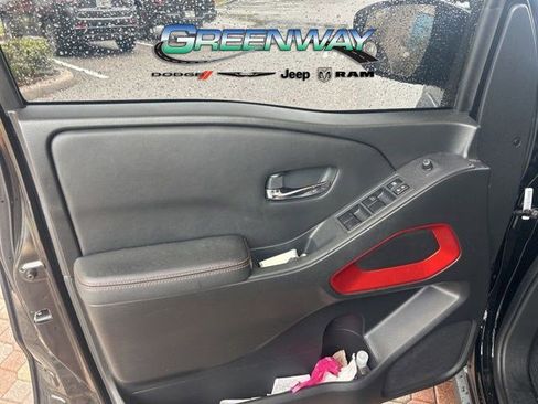 Used 2023 Nissan Frontier Pro-X w/ Technology Package RWD image 13