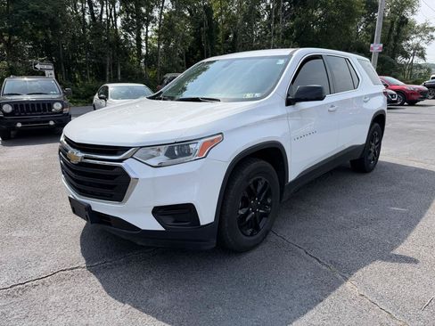 Used 2018 Chevrolet Traverse LS AWD/4WD image 1