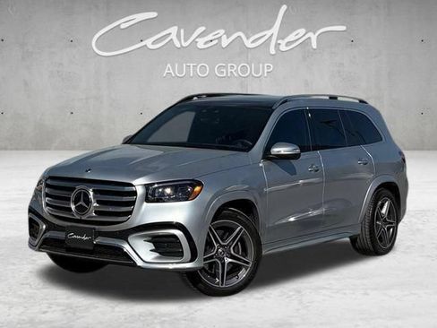 Used 2025 Mercedes-Benz GLS 450 4MATIC image 1