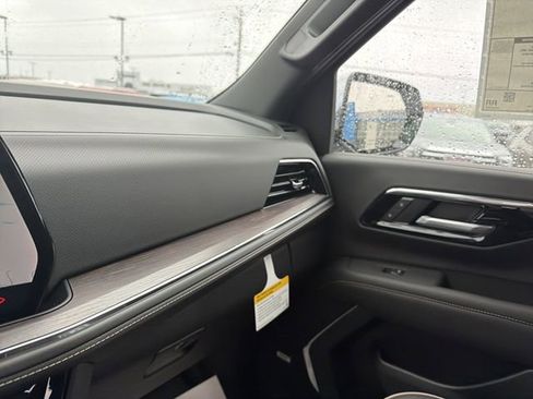 New 2026 Chevrolet Tahoe Premier w/ Sun And Tow Package AWD/4WD image 24