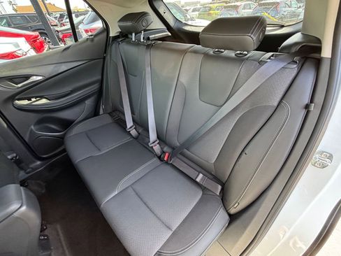 Used 2025 Buick Encore GX Preferred image 37