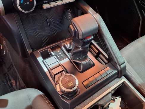 Certified 2025 Toyota Tacoma TRD Sport AWD/4WD image 24