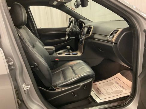 Used 2015 Jeep Grand Cherokee Limited AWD/4WD image 27