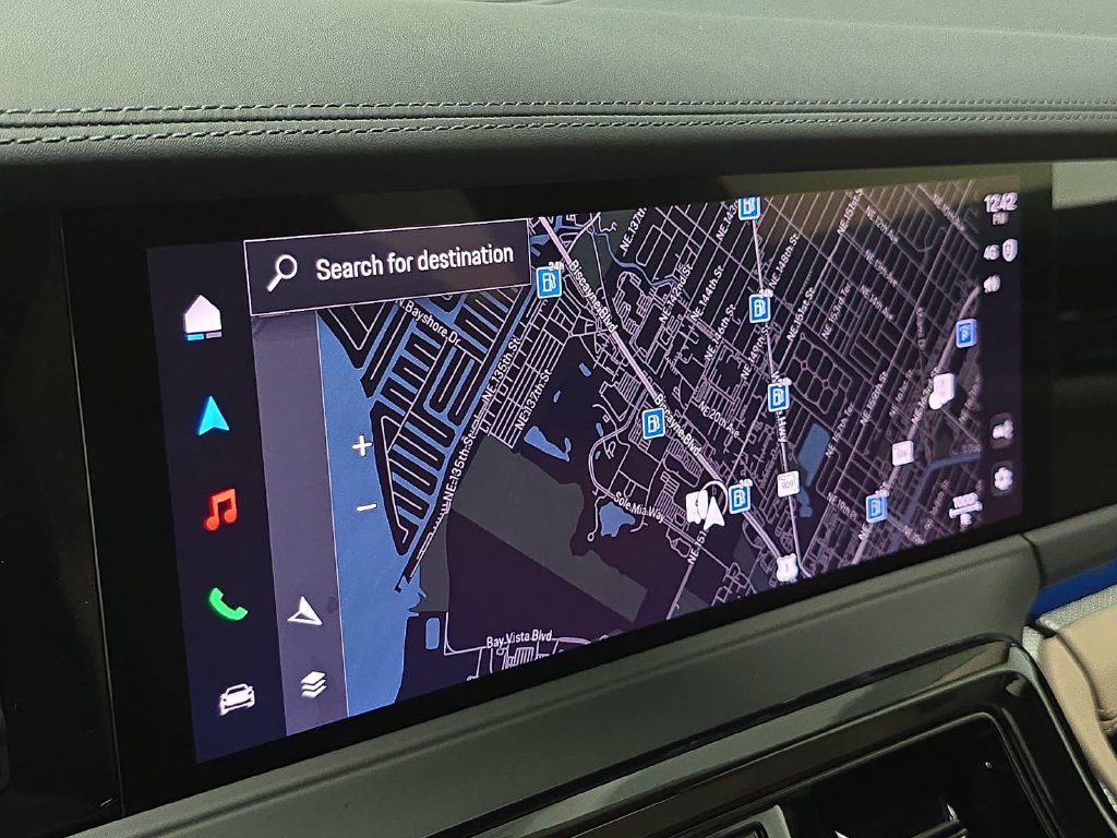 Certified 2026 Porsche Panamera 4 E-Hybrid AWD/4WD image 17