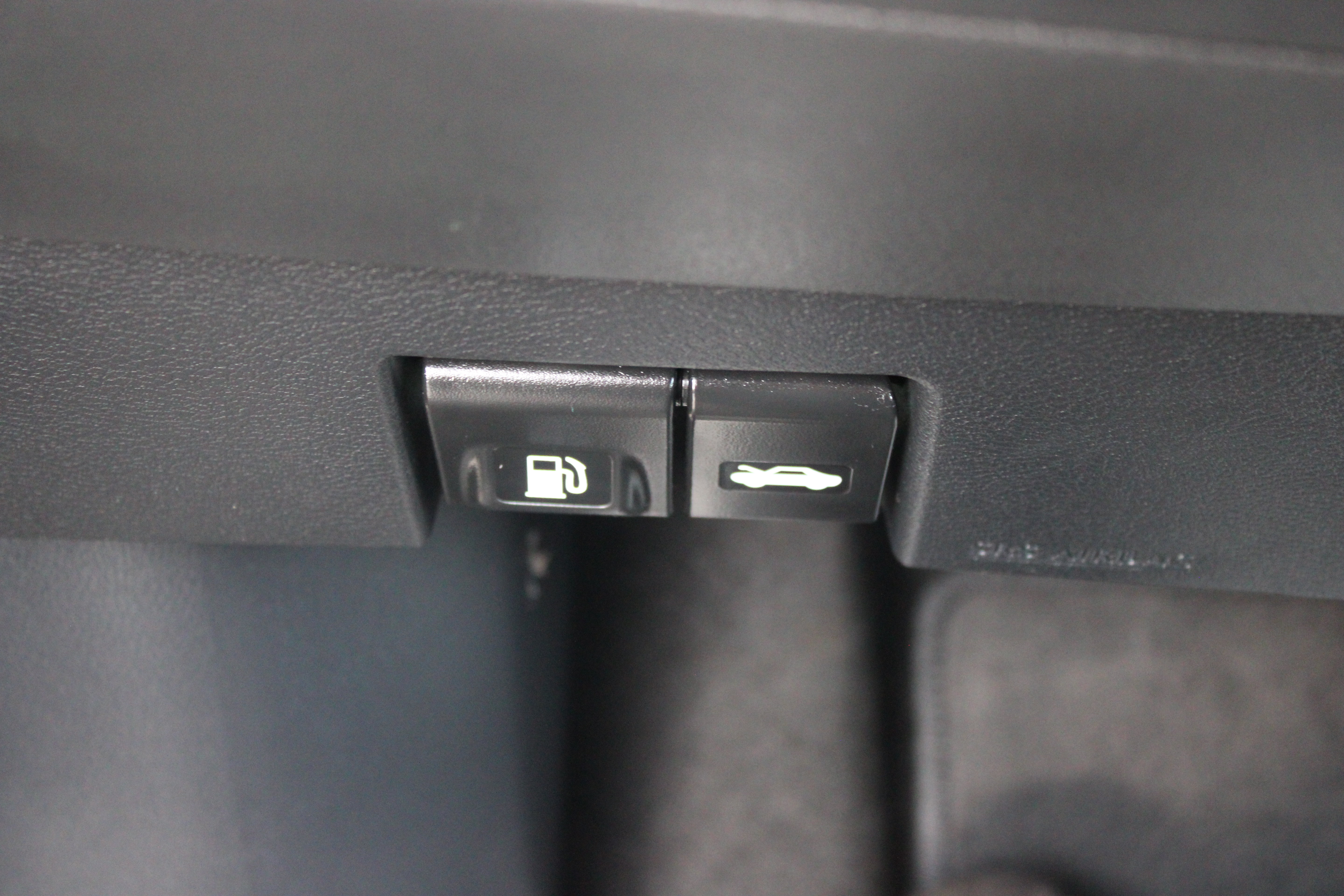 Certified 2024 Nissan Kicks S FWD image 24