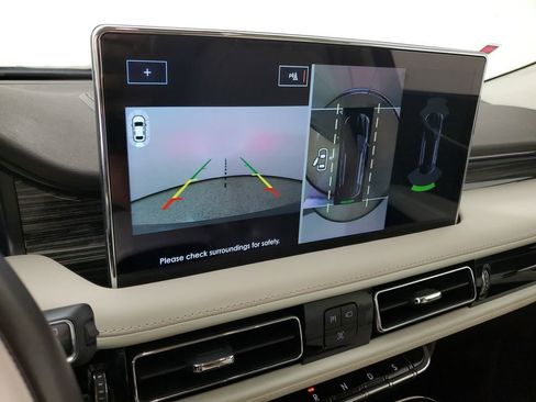 Certified 2023 Lincoln Nautilus Black Label w/ Class II Trailer Tow Package AWD/4WD image 29