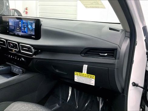 New 2026 Nissan Sentra SV image 34