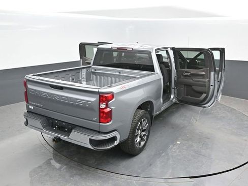 Used 2024 Chevrolet Silverado 1500 LT AWD/4WD image 22
