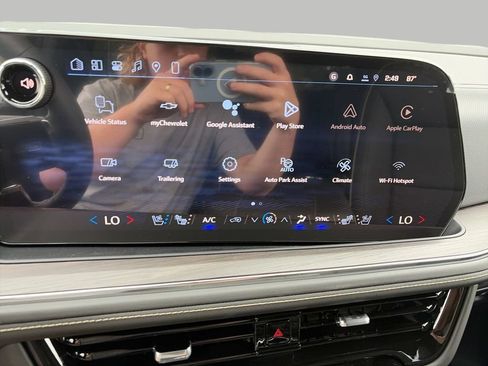 New 2026 Chevrolet Tahoe Premier w/ Sun And Tow Package AWD/4WD image 21