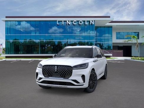 New 2026 Lincoln Aviator Black Label AWD/4WD image 2