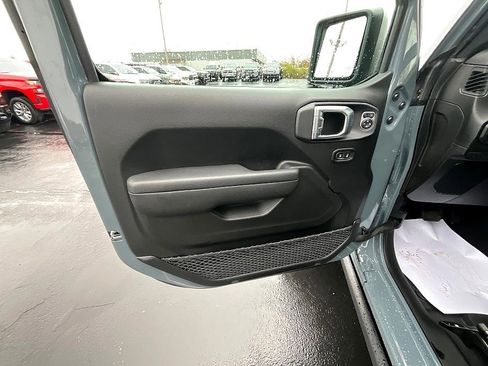 New 2026 Jeep Gladiator Willys image 12