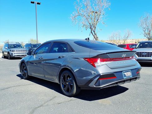 New 2026 Hyundai Elantra SEL Sport Premium image 4