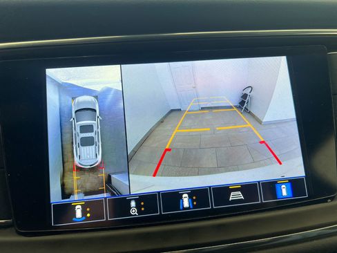 Used 2024 Buick Enclave Premium image 42