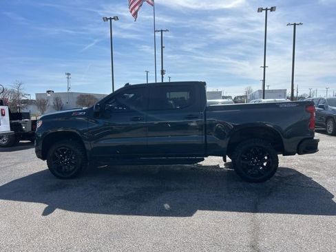 Used 2025 Chevrolet Silverado 1500 LT Trail Boss w/ Convenience Package II image 6