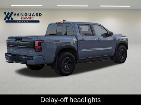 Used 2025 Nissan Frontier PRO-4X AWD/4WD image 7