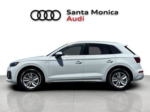 Used 2023 Audi Q5 2.0T Premium w/ Convenience Package image 5