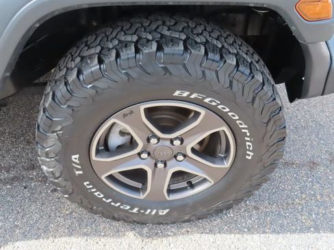 Used 2019 Jeep Wrangler Unlimited Sport S AWD/4WD image 14