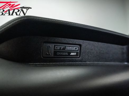 Used 2018 Ford Mustang Shelby GT350 w/ Electronics Package image 43