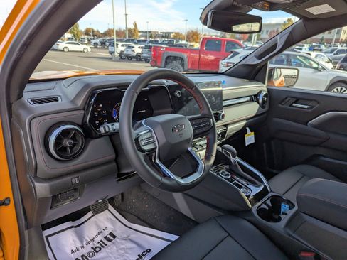 New 2026 Chevrolet Colorado Z71 w/ Technology Package AWD/4WD image 11