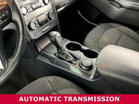 Used 2019 Ford Explorer XLT w/ Class III Trailer Tow Package image 19