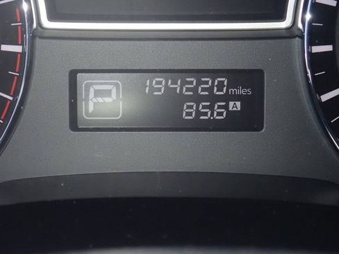 Used 2013 Nissan Pathfinder SL w/ Trailer Tow Pkg AWD/4WD image 5