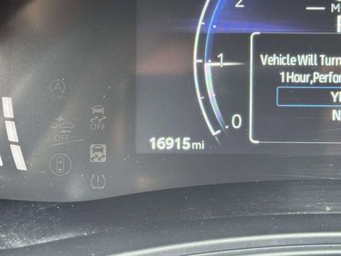 Used 2025 Toyota Grand Highlander XLE image 12