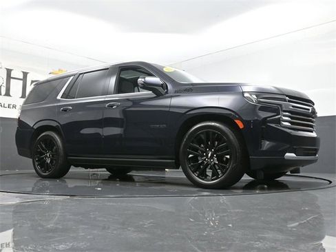 Used 2023 Chevrolet Tahoe High Country image 2