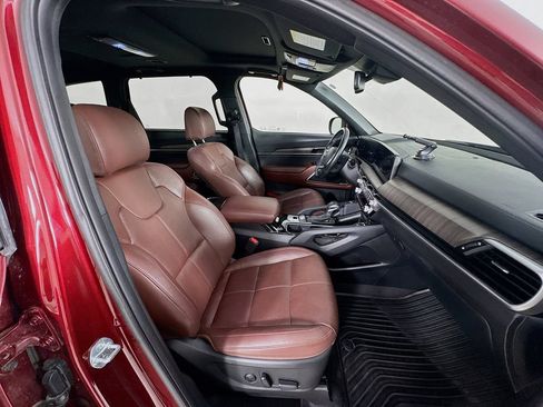 Used 2023 Kia Telluride EX w/ EX Captain's Chair Package FWD image 37