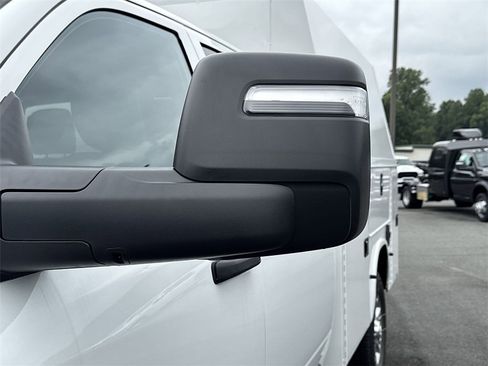 New 2025 RAM 3500 Tradesman w/ Chrome Appearance Group AWD/4WD image 31