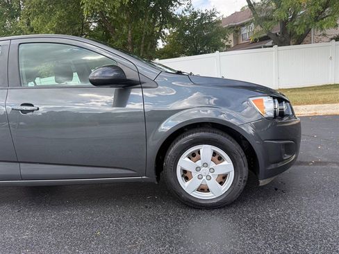 Used 2016 Chevrolet Sonic LS image 37