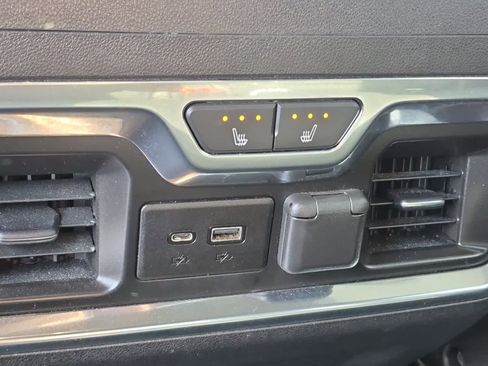 Used 2020 GMC Sierra 2500 Denali w/ Denali Ultimate Package image 10