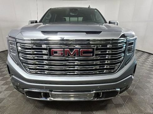 Used 2024 GMC Sierra 1500 Denali AWD/4WD image 8