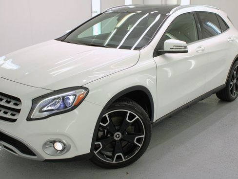 Used 2020 Mercedes-Benz GLA 250 w/ Convenience Package image 13