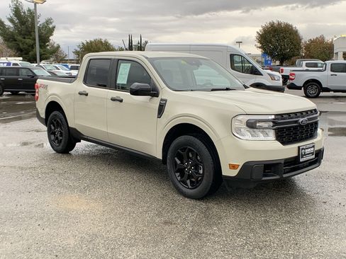 Used 2024 Ford Maverick XLT w/ XLT Luxury Package image 2