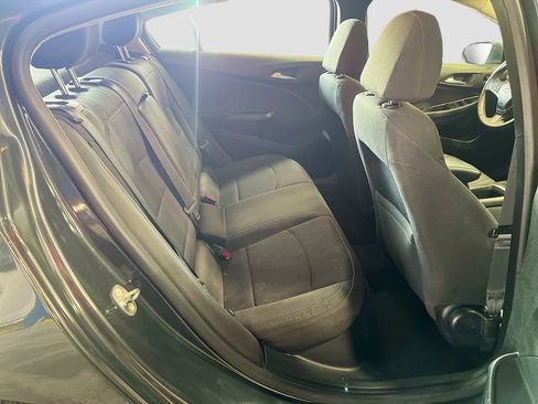Used 2018 Chevrolet Cruze LT FWD image 24