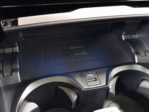 Used 2024 BMW 230i xDrive Coupe w/ Convenience Package image 32