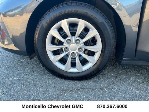 Used 2024 Kia Forte LX image 23