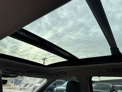 New 2026 Nissan Pathfinder Platinum image 13