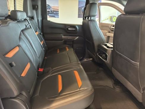Used 2022 GMC Sierra 1500 AT4 w/ AT4 Premium Package AWD/4WD image 12