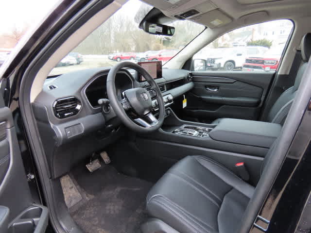 New 2026 Honda Pilot image 2