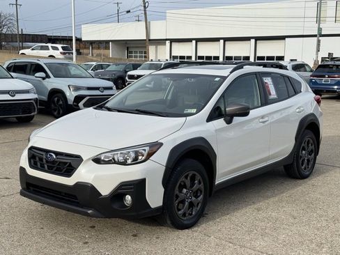 Used 2022 Subaru Crosstrek 2.5i Sport w/ Moonroof Package image 1