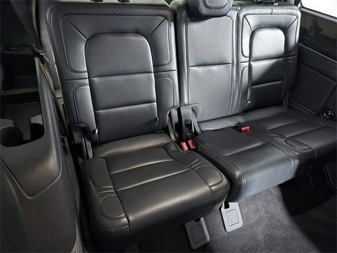 Certified 2024 Lincoln Navigator Reserve image 17