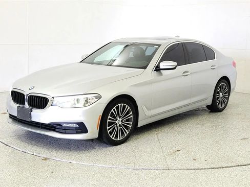 Used 2017 BMW 530i xDrive image 3