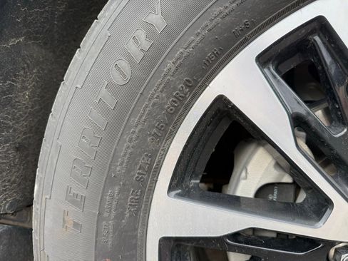 Used 2025 Ford Expedition Max Platinum image 10