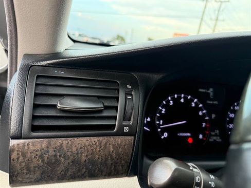 Used 2011 Lexus LS 460 AWD image 36