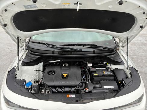 Used 2025 Kia Soul LX w/ LX Technology Package image 30