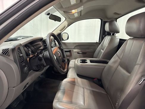 Used 2008 GMC Sierra 2500 W/T w/ Work Truck Preferred Package image 8