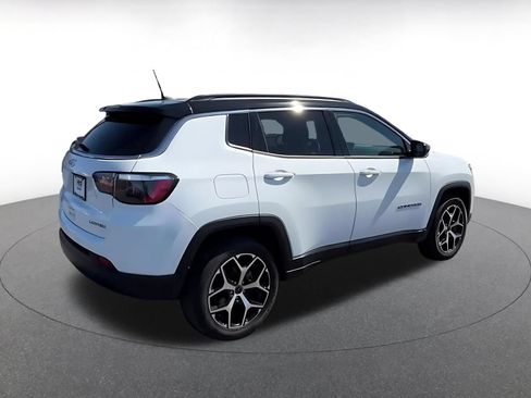 Used 2025 Jeep Compass Limited AWD/4WD image 11