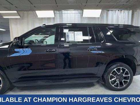 Used 2021 Chevrolet Suburban RST w/ Luxury Package image 7